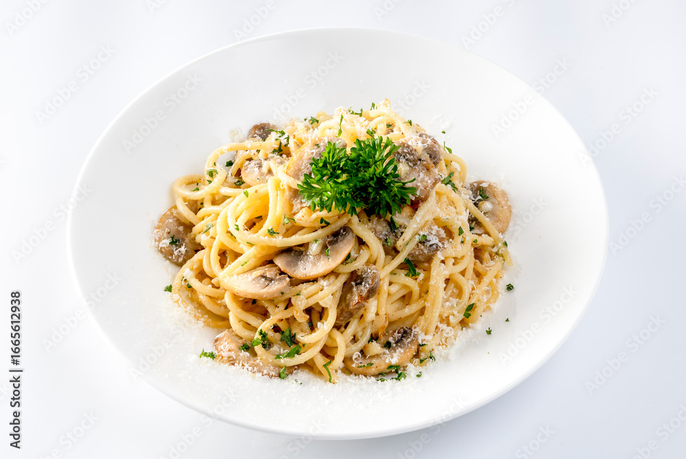 クリームパスタ