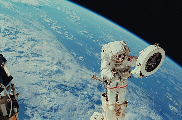 宇宙研究者